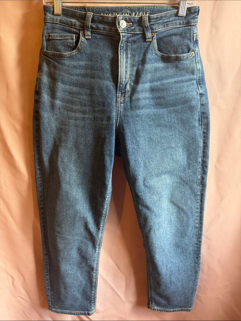 American Eagle Outfitters Women’s X Short Mom Jeans